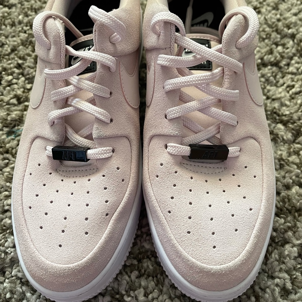Nike Air Force 1 Sage low light pink